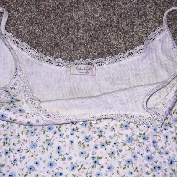 Brandy Melville/ Pacsun Top!. - Picture 3 of 3